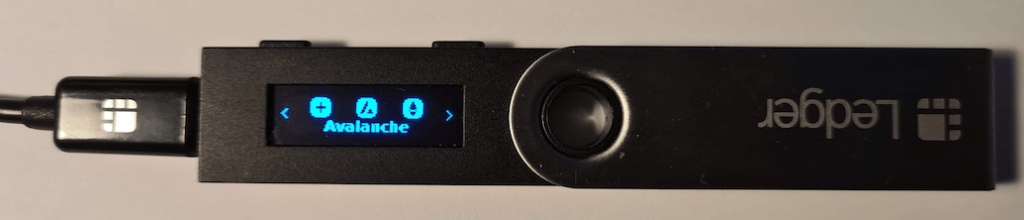 How to use Ledger X with Avalanche? 5 If you have more than one app installed on your device, move left or right to select the Avalanche app.